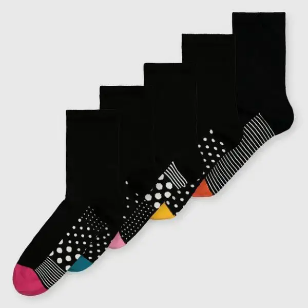 black-footbed-socks